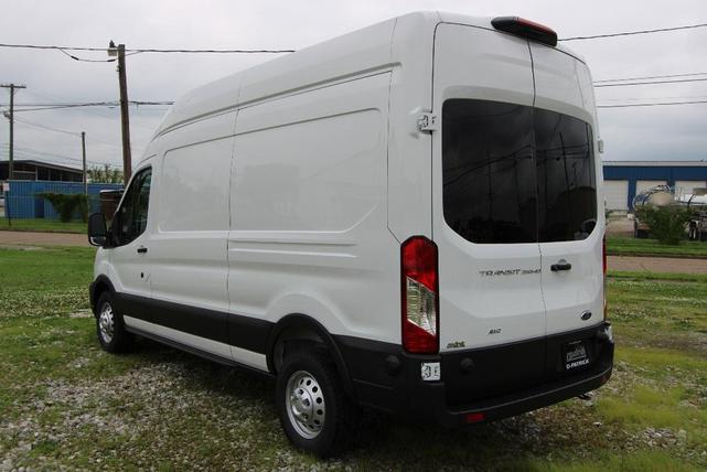 Photo of 2025 Oxford White Ford Transit-350