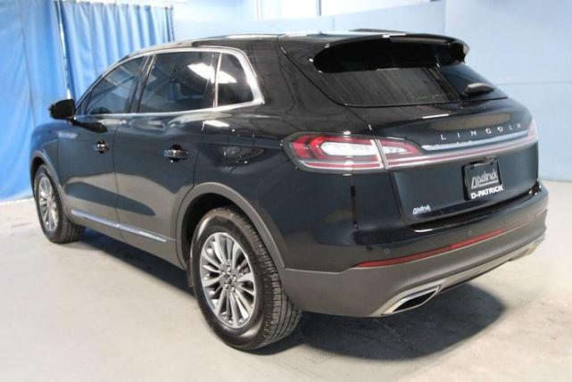 Photo of 2021 Black Lincoln Nautilus