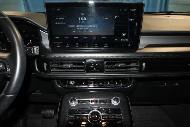 Photo of 2021 Black Lincoln Nautilus