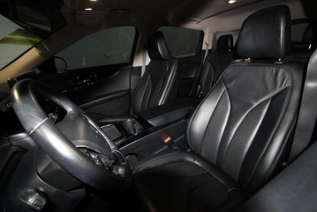 Photo of 2021 Black Lincoln Nautilus