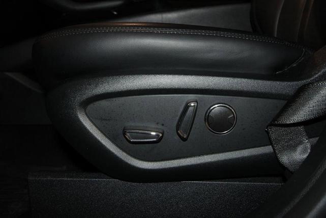 Photo of 2021 Black Lincoln Nautilus
