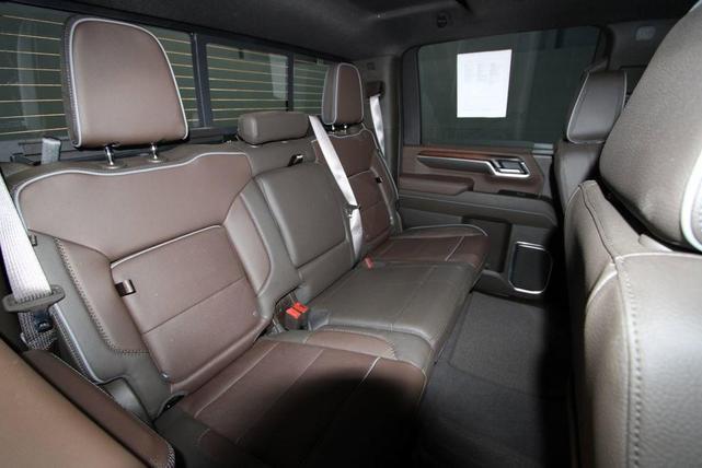 Photo of 2025 Onyx Black GMC Sierra 2500