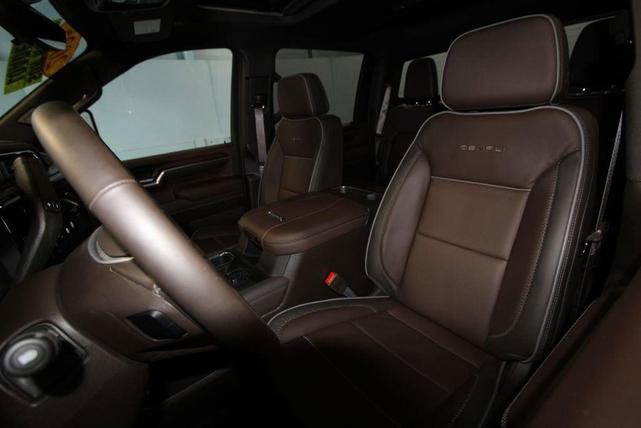 Photo of 2025 Onyx Black GMC Sierra 2500