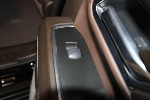 Photo of 2025 Onyx Black GMC Sierra 2500