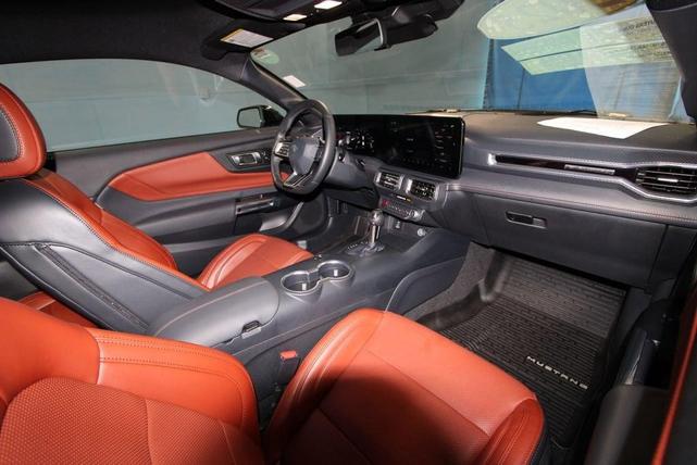 Photo of 2025 Vapor Blue Ford Mustang