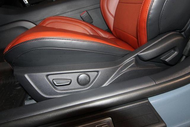 Photo of 2025 Vapor Blue Ford Mustang