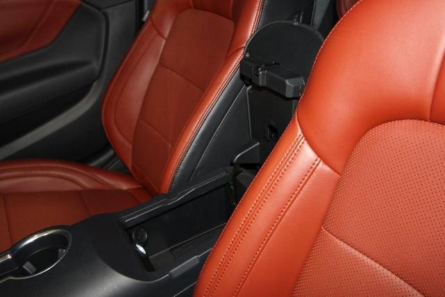 Photo of 2025 Vapor Blue Ford Mustang