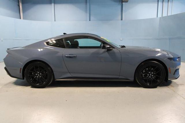 Photo of 2025 Vapor Blue Ford Mustang