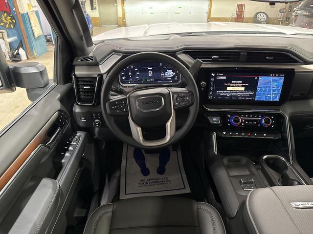 Photo of 2025 White Frost Tricoat GMC Sierra 3500