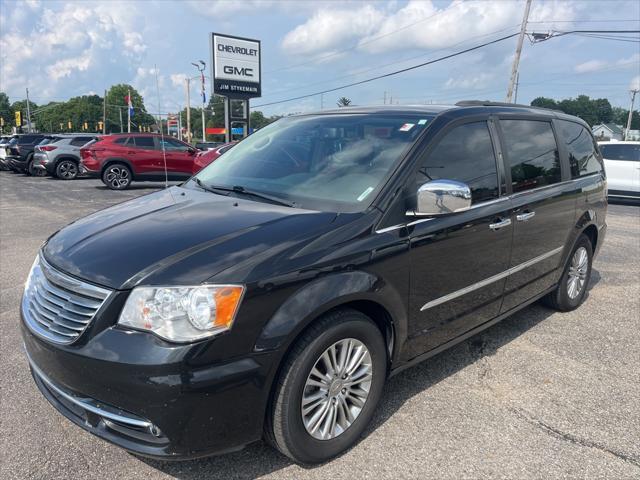 2016 Chrysler Town & Country
