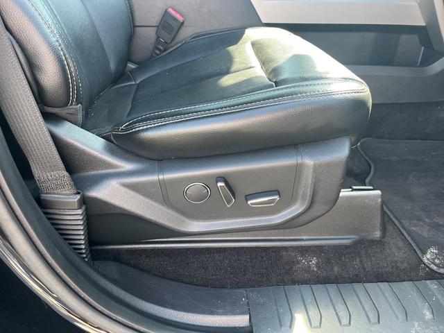 Photo of 2018 Shadow Black Ford F-150