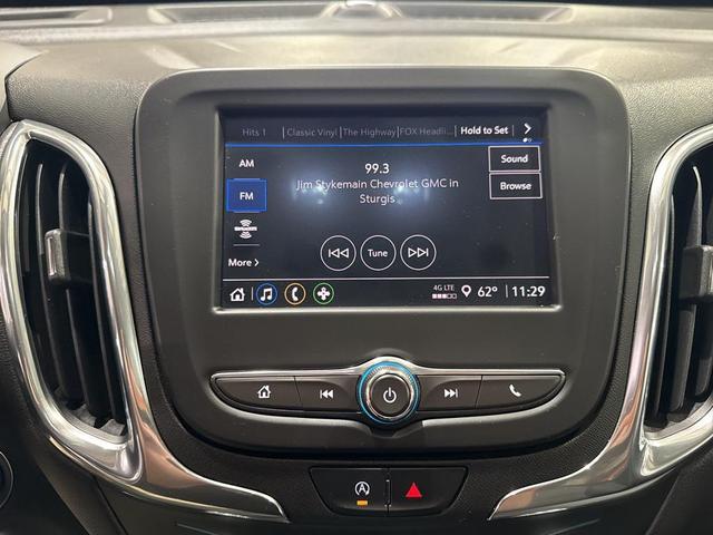 Photo of 2023 Summit White Chevrolet Equinox