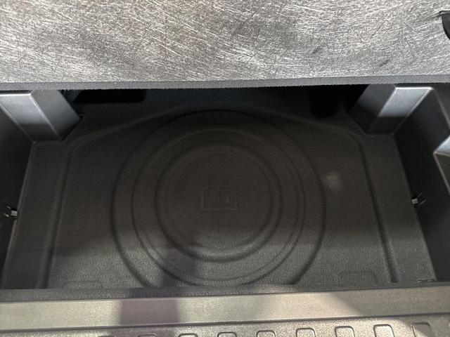 Photo of 2023 Summit White Chevrolet Equinox
