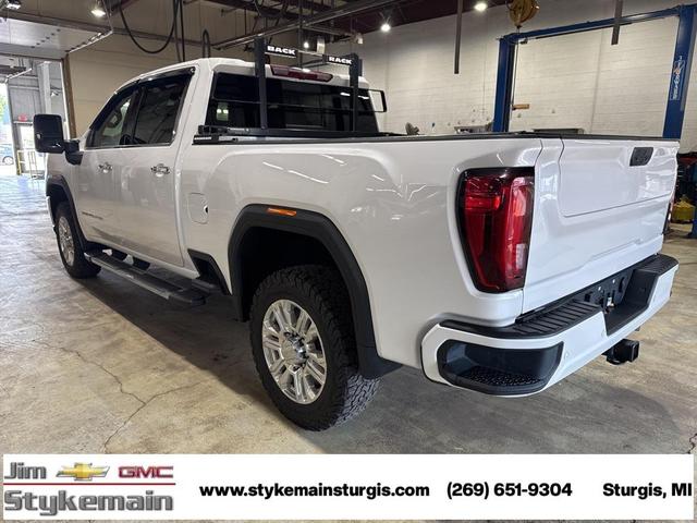 Photo of 2023 White Frost Tricoat GMC Sierra 2500