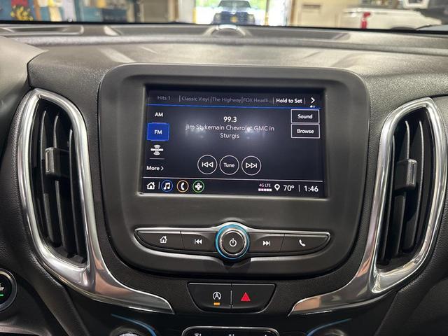 Photo of 2022 Mosaic Black Metallic Chevrolet Equinox