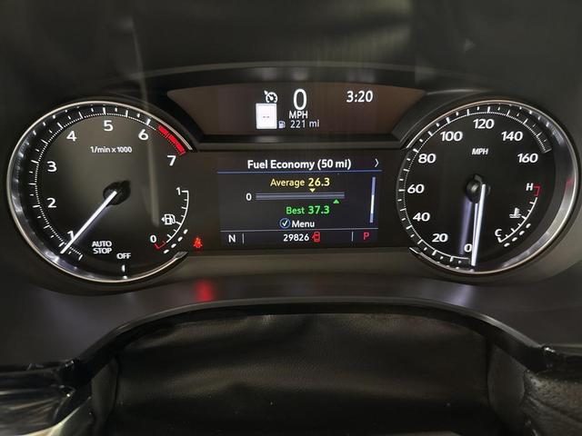 Photo of 2024 Crystal White Tricoat Cadillac XT5