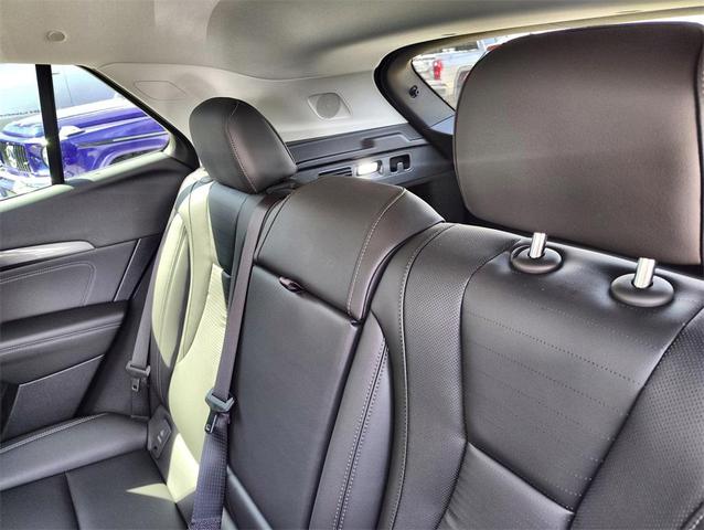 Photo of 2025 Ebony Twilight Metallic Buick Envision