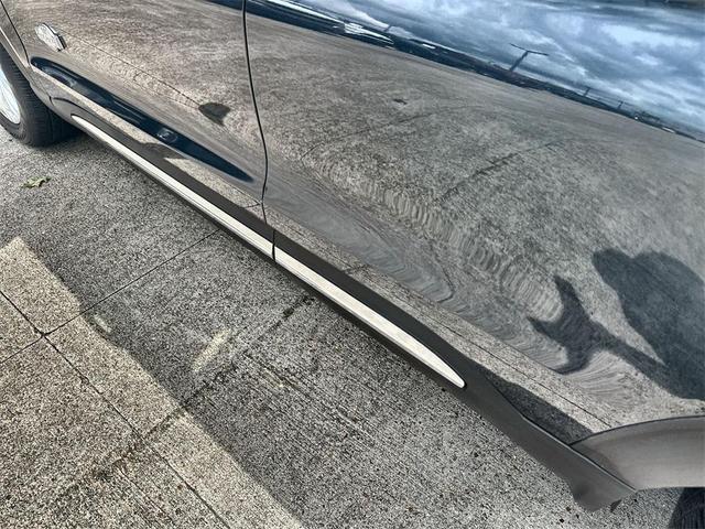 Photo of 2023 STONE BLUE METALLIC Ford Explorer