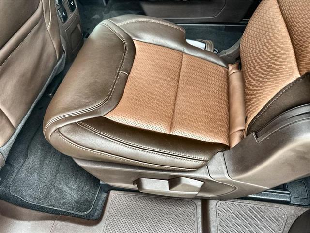 Photo of 2023 STONE BLUE METALLIC Ford Explorer