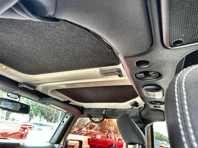 Photo of 2015 Copper Brown Pearlcoat Jeep Wrangler Unlimited