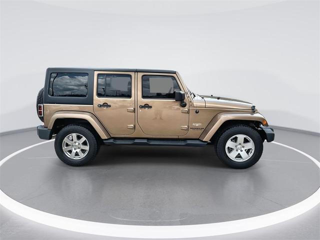 Photo of 2015 Copper Brown Pearlcoat Jeep Wrangler Unlimited
