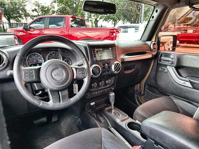 Photo of 2015 Copper Brown Pearlcoat Jeep Wrangler Unlimited