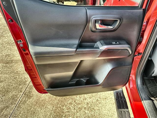 Photo of 2018 Barcelona Red Metallic Toyota Tacoma