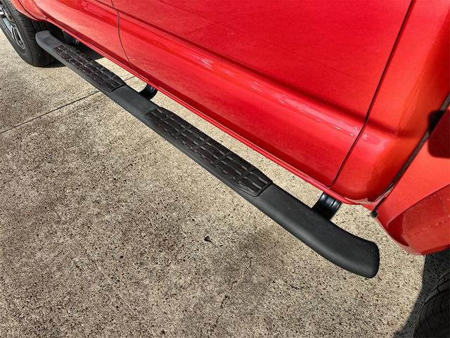 Photo of 2018 Barcelona Red Metallic Toyota Tacoma