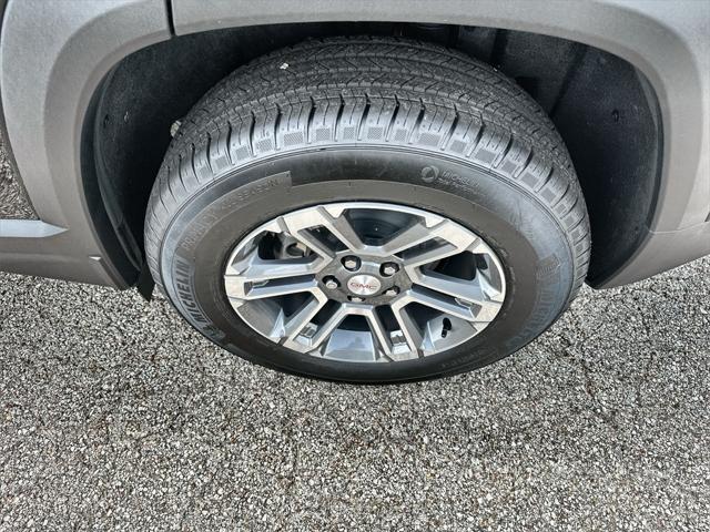 Photo of 2026 Ebony Twilight Metallic GMC Terrain
