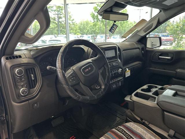 Photo of 2025 Onyx Black GMC Sierra 1500
