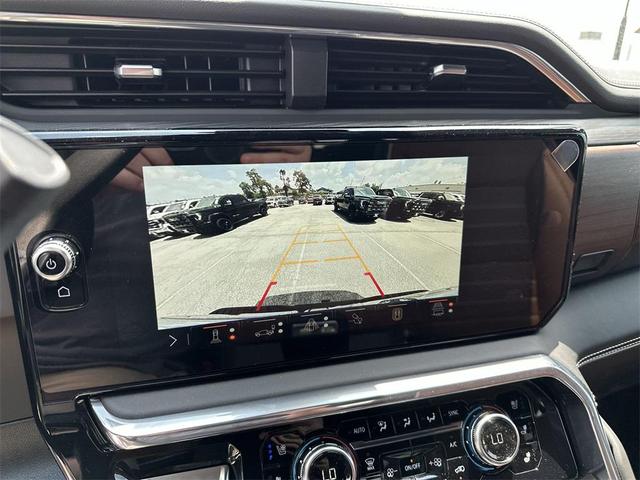 Photo of 2025 Onyx Black GMC Sierra 2500