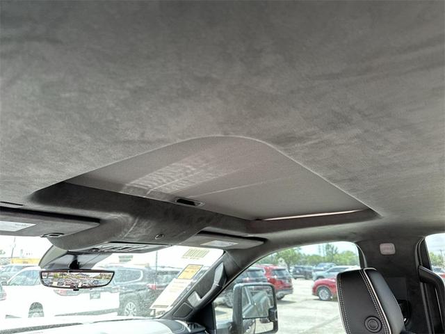Photo of 2025 Onyx Black GMC Sierra 2500