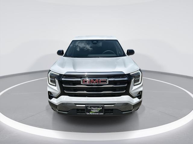 Photo of 2026 Summit White GMC Terrain
