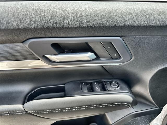 Photo of 2026 Summit White GMC Terrain