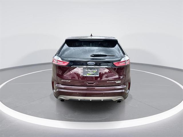 Photo of 2019 BURGUNDY VELVET MET TINT CC Ford Edge