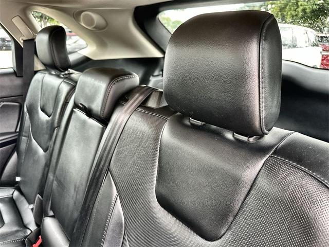 Photo of 2019 BURGUNDY VELVET MET TINT CC Ford Edge