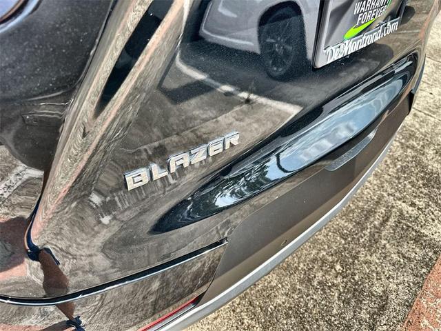 Photo of 2022 Black Chevrolet Blazer