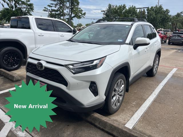 Photo of 2023 Wind Chill Pearl Toyota RAV4