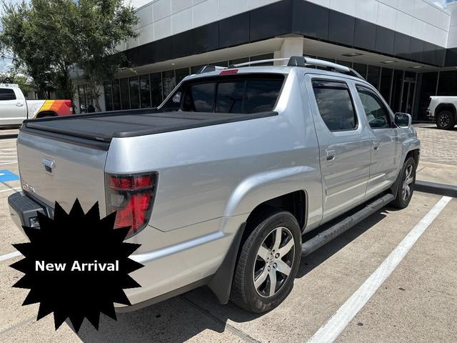 Photo of 2014 Alabaster Silver Metallic Honda Ridgeline