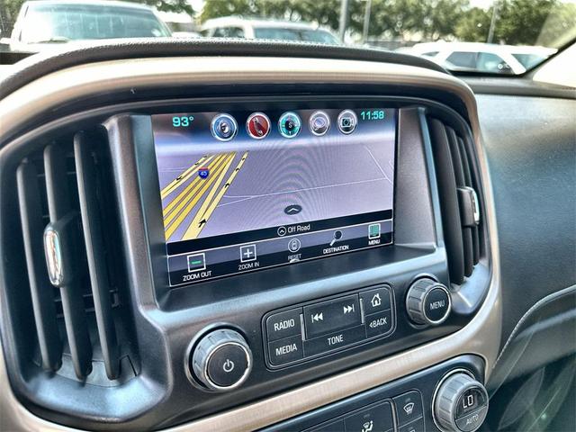 Photo of 2018 Summit White GMC Canyon