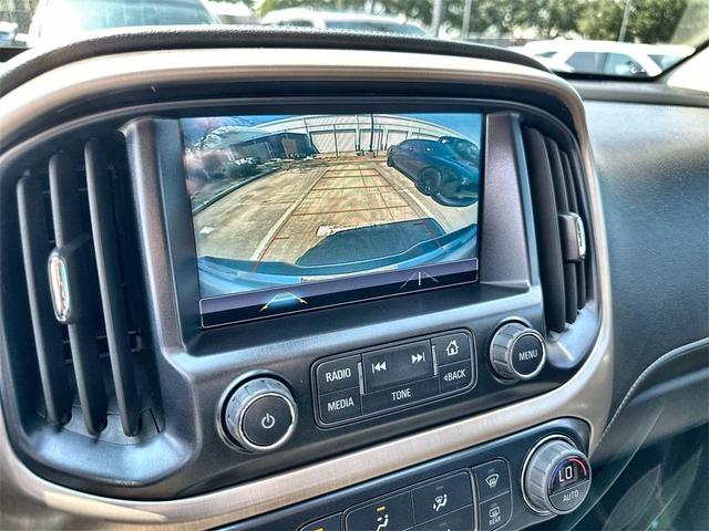 Photo of 2018 Summit White GMC Canyon