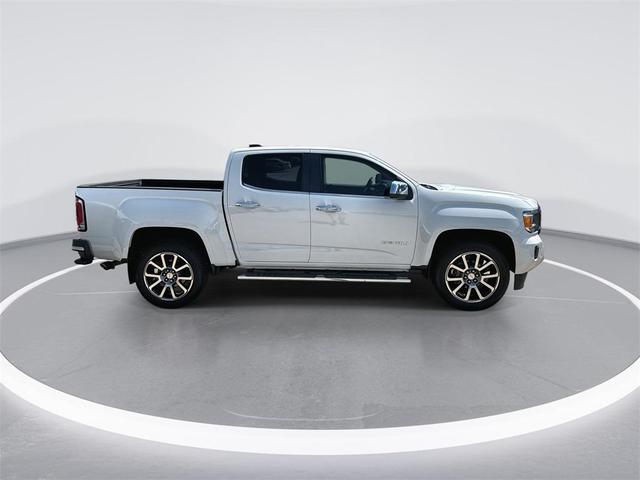 Photo of 2018 Summit White GMC Canyon