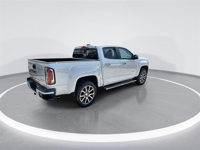Photo of 2018 Summit White GMC Canyon