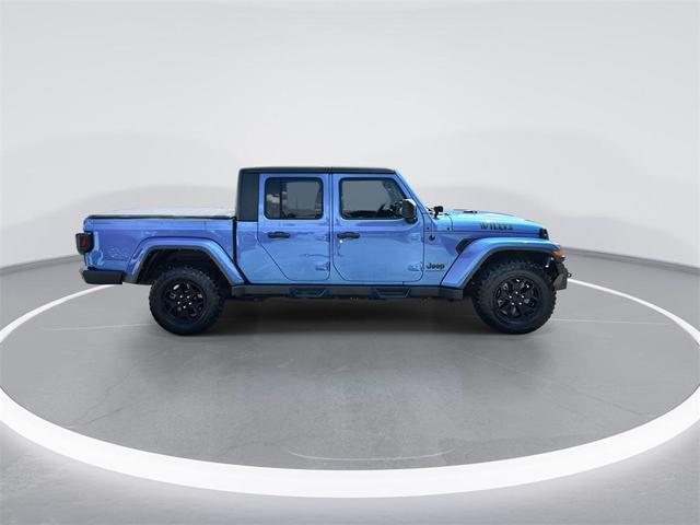 Photo of 2023 Hydro Blue Pearlcoat Jeep Gladiator