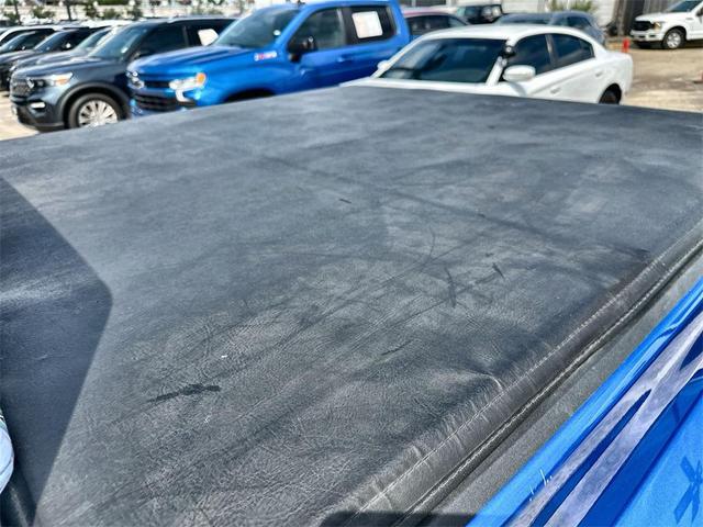 Photo of 2023 Hydro Blue Pearlcoat Jeep Gladiator