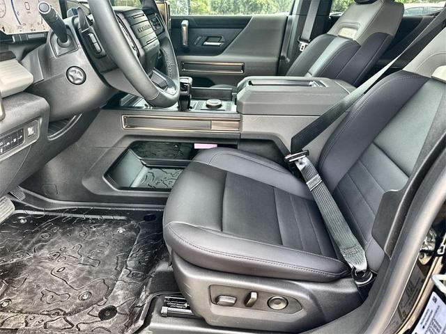 Photo of 2025 Void Black GMC HUMMER EV SUV