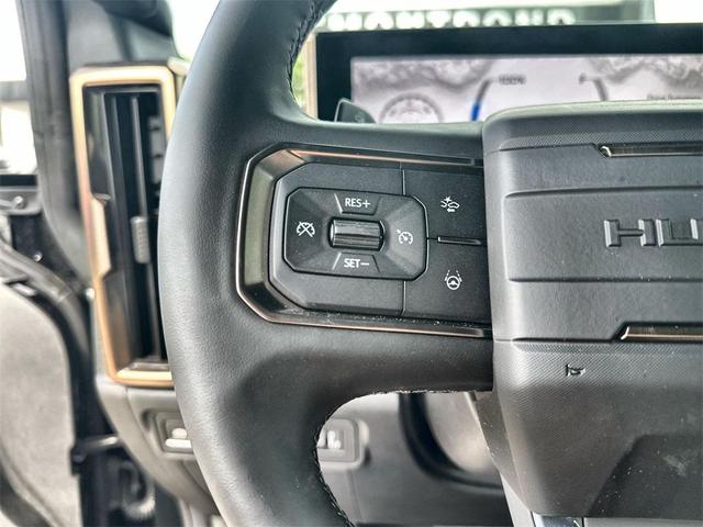 Photo of 2025 Void Black GMC HUMMER EV SUV