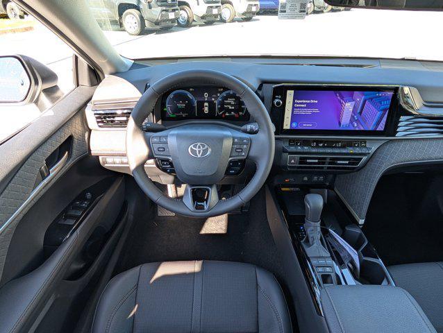 Photo of 2025 Wind Chill Pearl Toyota Camry