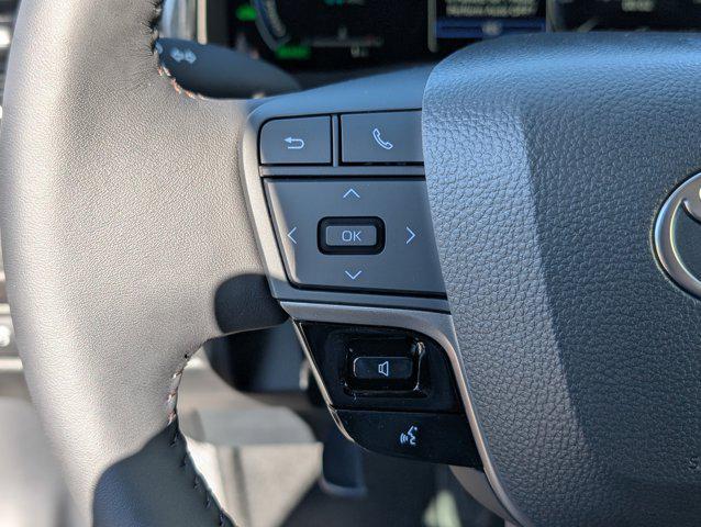Photo of 2025 Wind Chill Pearl Toyota Camry