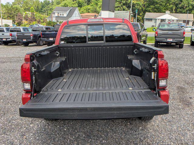 Photo of 2022 Barcelona Red Metallic Toyota Tacoma
